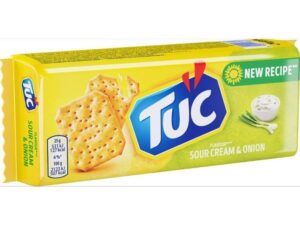 BISCUITS TUC SOUR CREAM AND ONION 100g