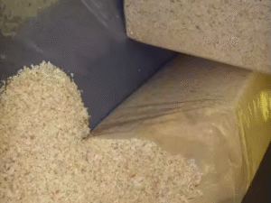Low Price Pine Wood Sawdust for Animal Bedding